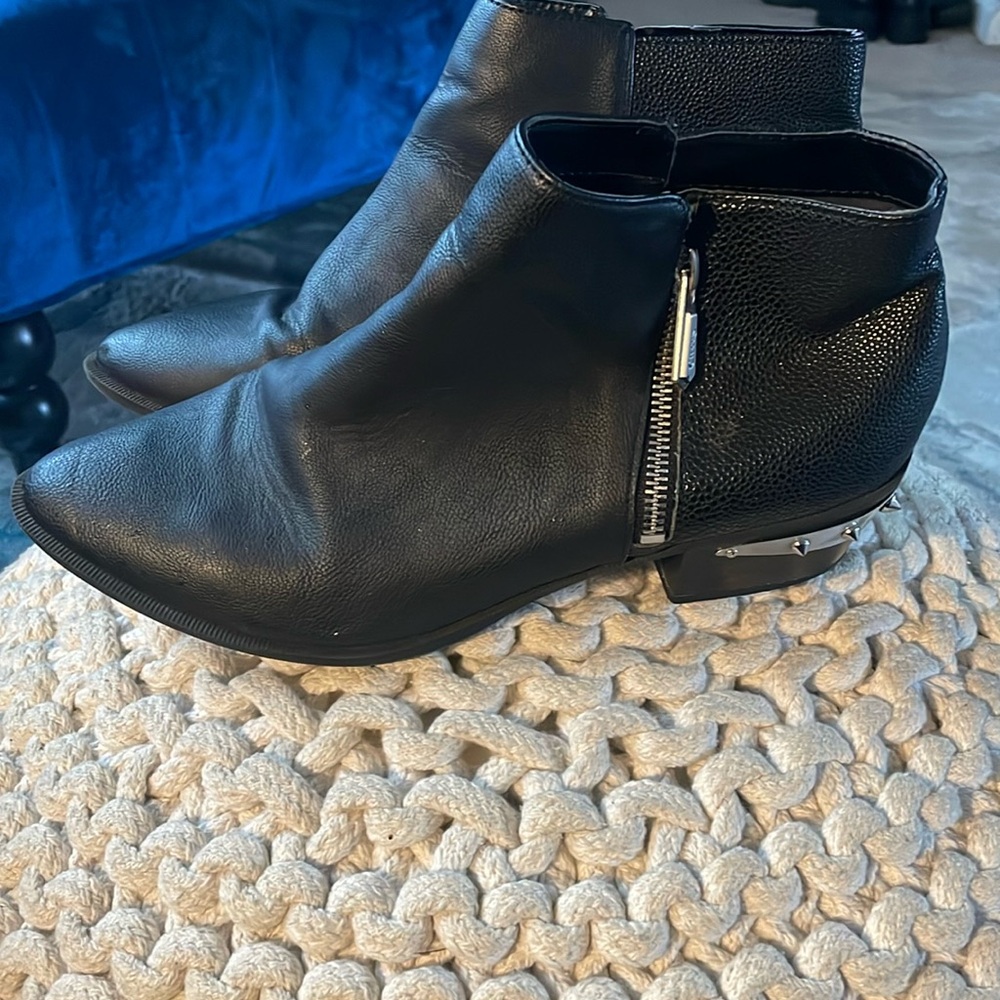 Circus by Sam Edelman spike ankle booties